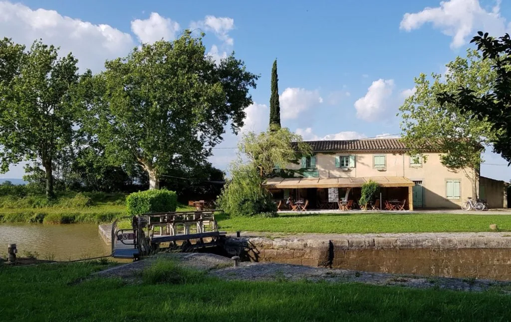 Maison éclusière à Herminis