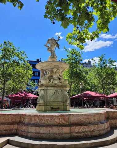 Fontaine de la place Carnot à Carcassonne