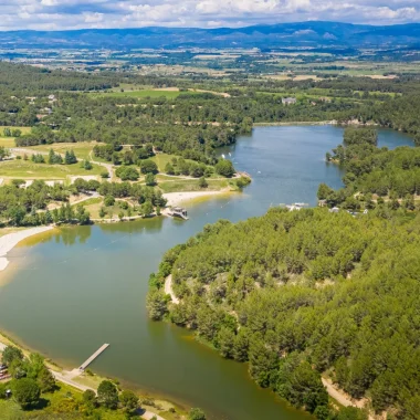 Vue aérienne du lac de la Cavayère - Carcassonne