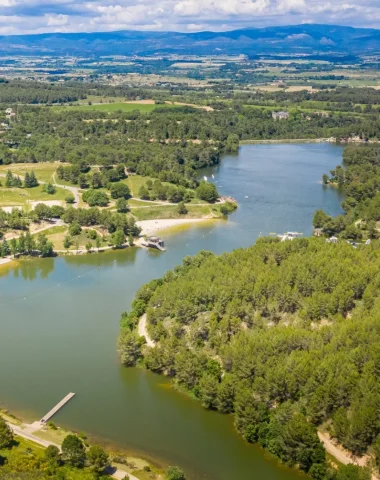 Vue aérienne du lac de la Cavayère - Carcassonne