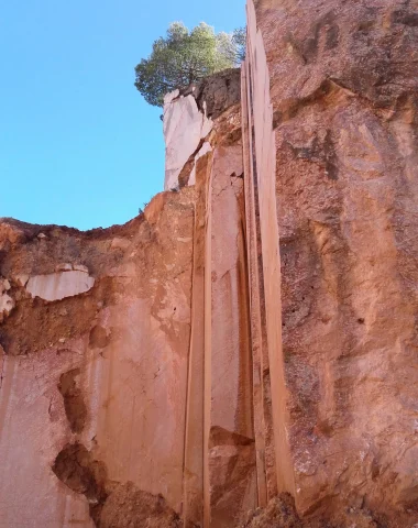 carrières de marbre caunes