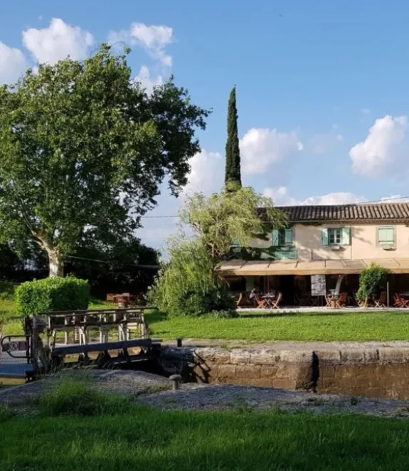 Maison éclusière à Herminis