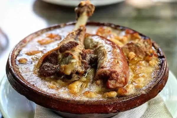 Le cassoulet, plat traditionnel de Carcassonne