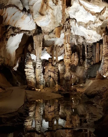 Grotte de Limousis, site à visiter dans l'Aude, pres de Carcassonne